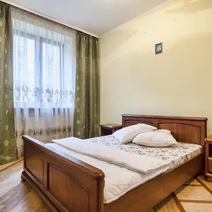  Апартаменты Hnatuka Center Украина